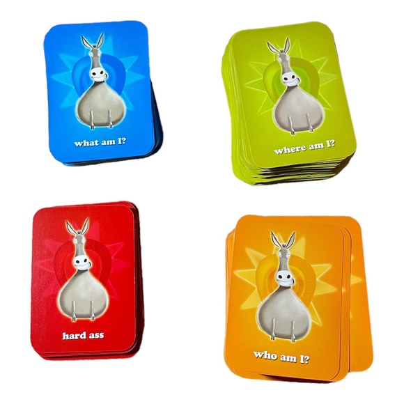 University Games Smart Ass The Ultimate Trivia Board Game - Picture 4 of 5